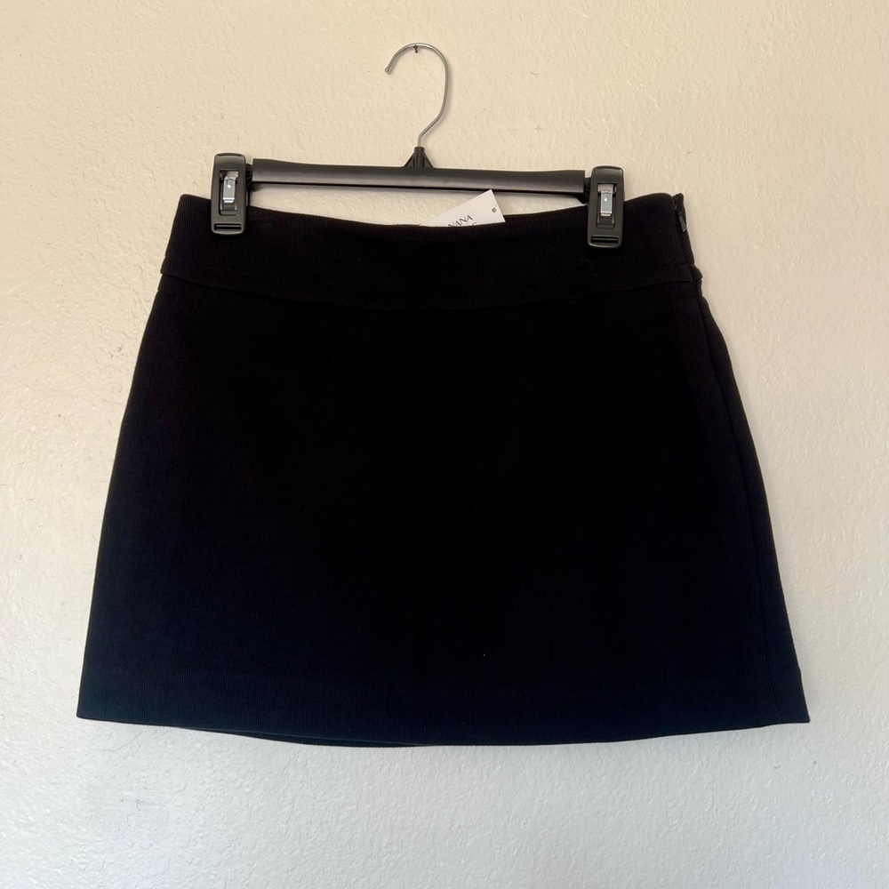 Banana Republic Classic Black Women's Skirt NWT
